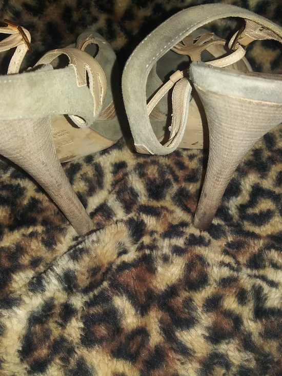 Fendi Taupe Suede T-Strap Platform Sandal - Picture 3 of 7